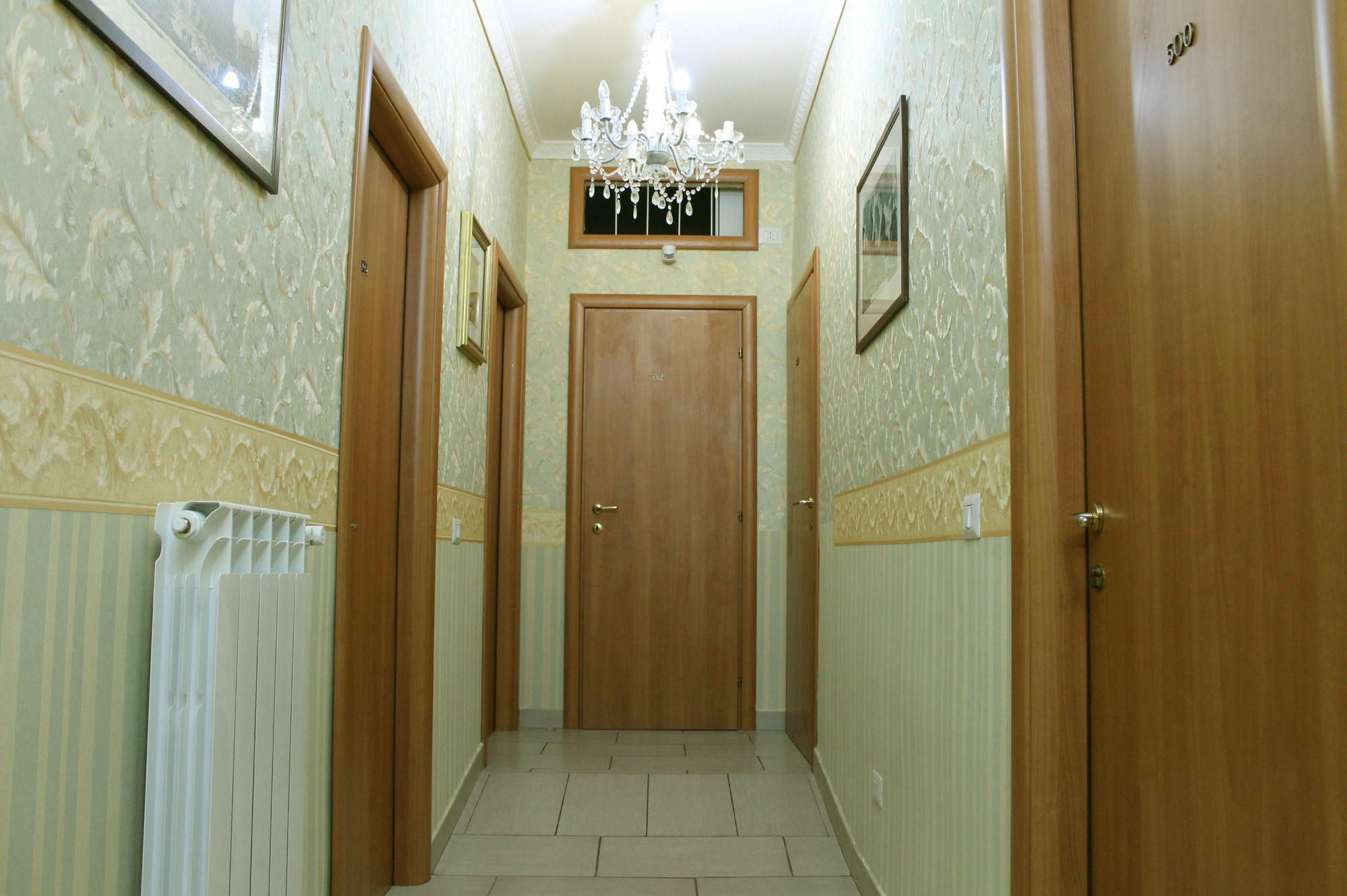 Guest house Roma Castle Termini 2*